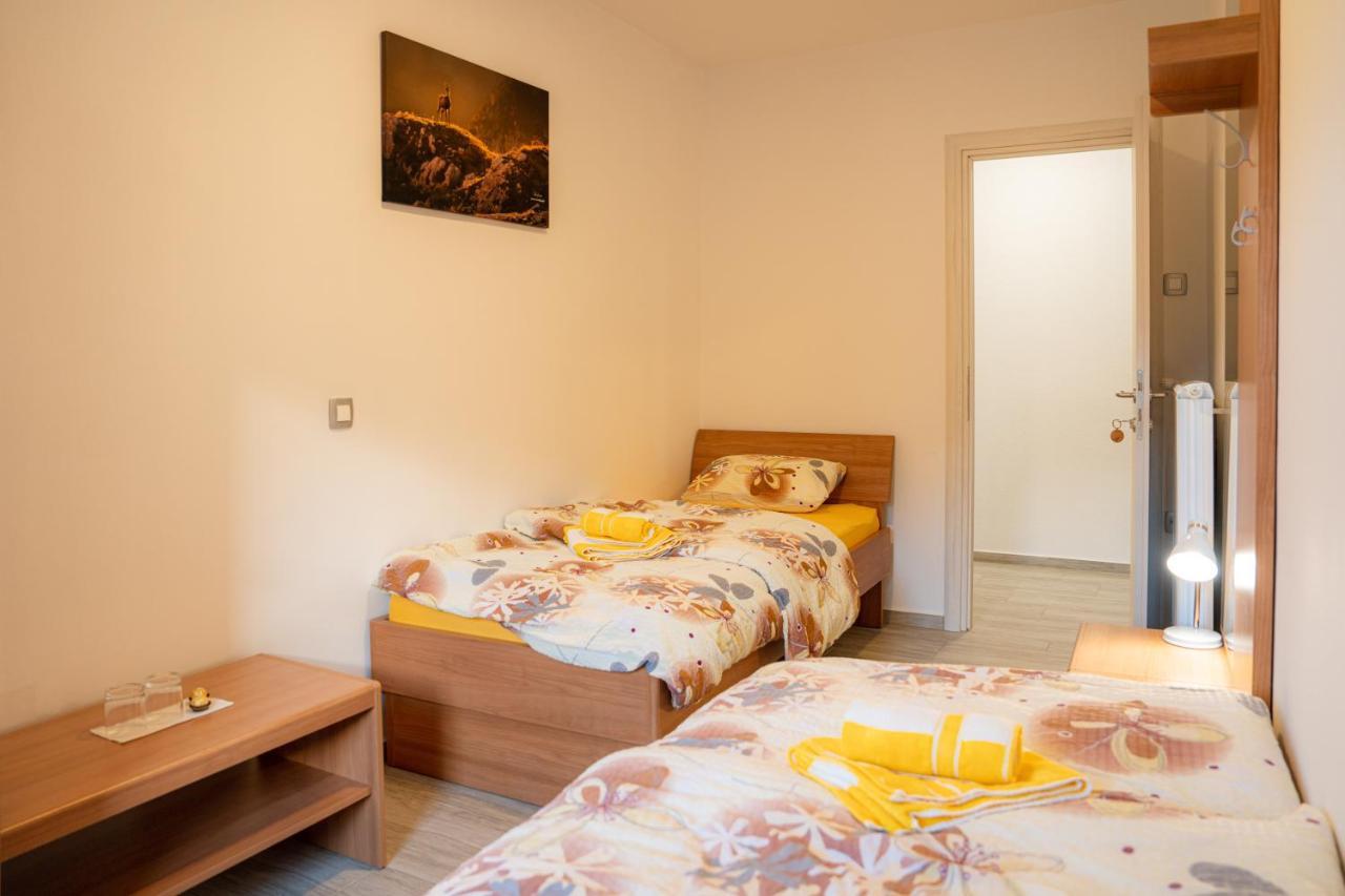 Relax House Soca Guest House Бовец Екстериор снимка