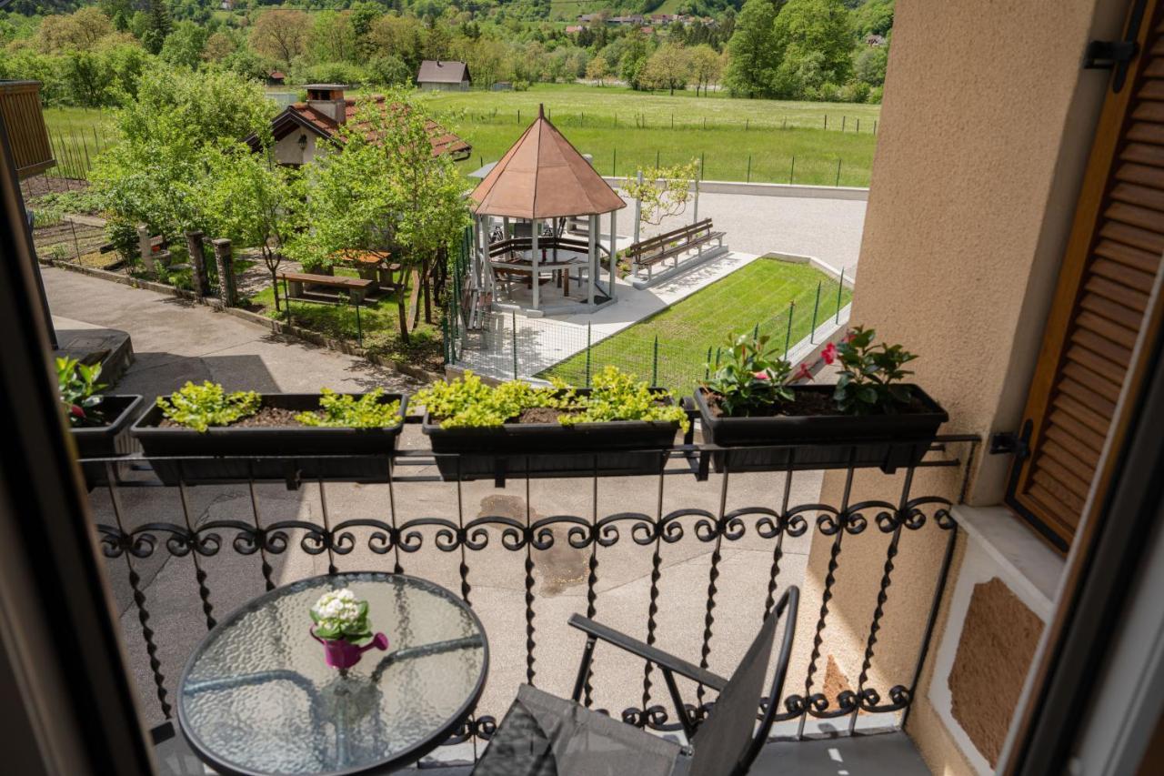 Relax House Soca Guest House Бовец Екстериор снимка