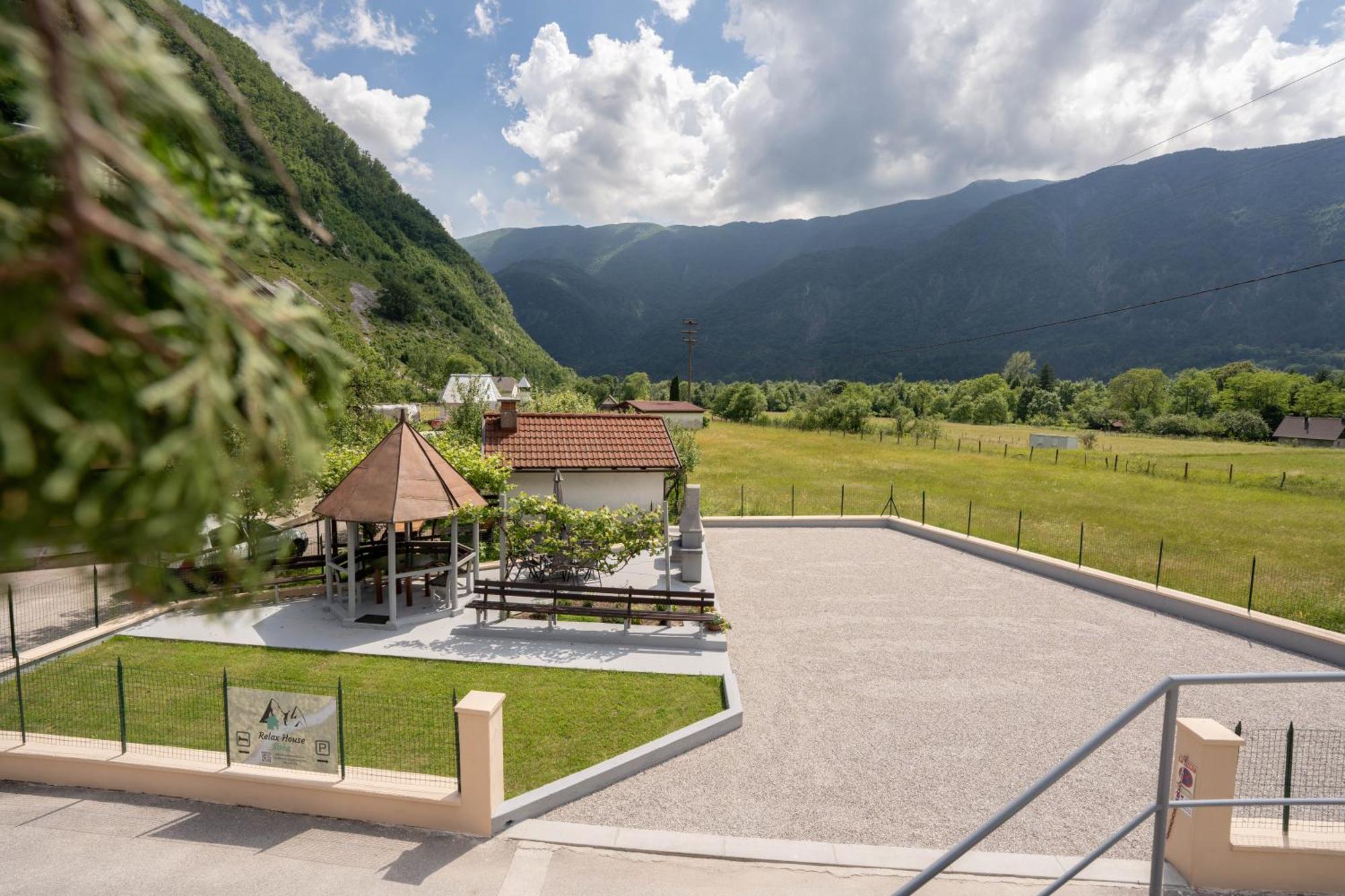 Relax House Soca Guest House Бовец Екстериор снимка